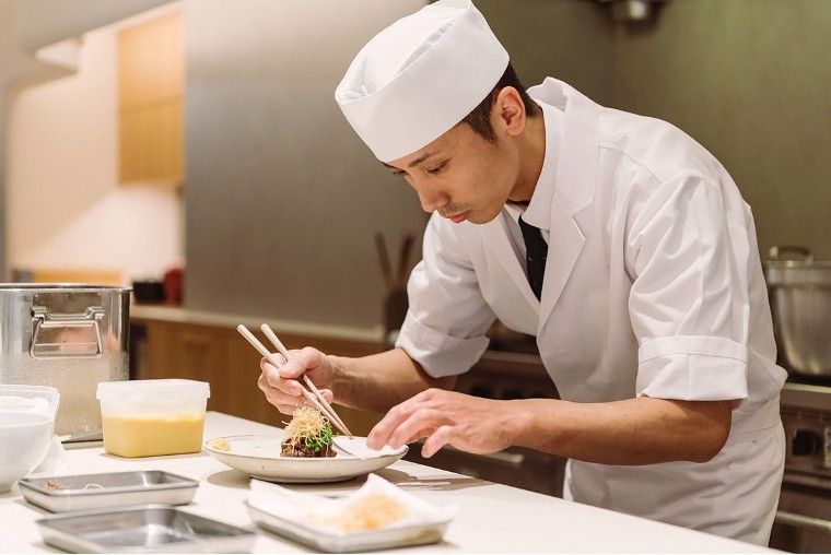 亞灣豪宅星光熠熠米其林雙星主廚連袂展藝