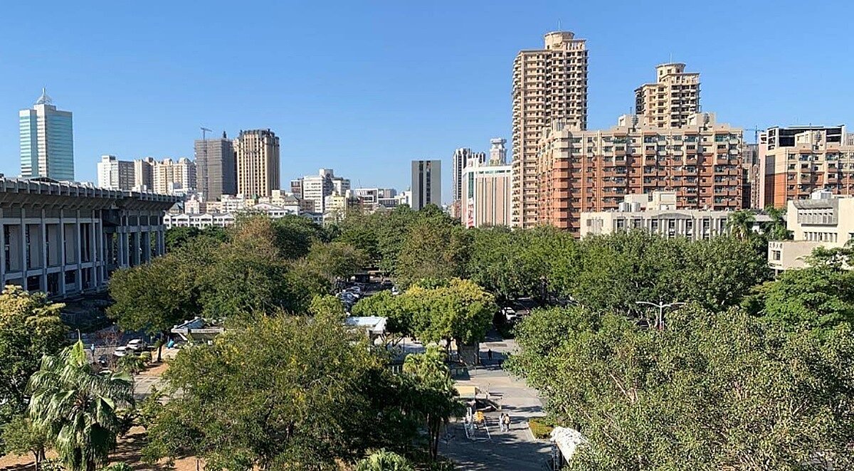 近年高雄文化觀光大爆發,「文化中心生活圈」預售屋三年漲幅高達三成,成特殊房市熱絡聚落。圖/google map