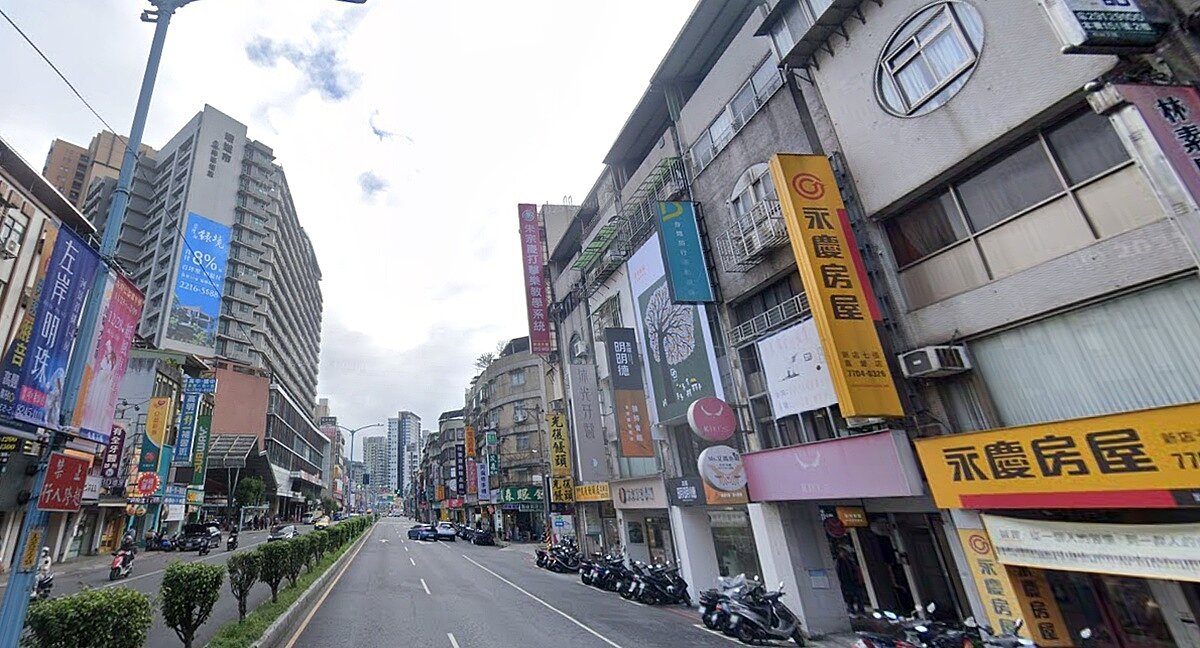 新北市第三季總銷金額創下近一年新低,不過龐大剛性買盤支撐,新店大坪林、七張...等生活圈也有新案推出,房價仍高。圖/google map
