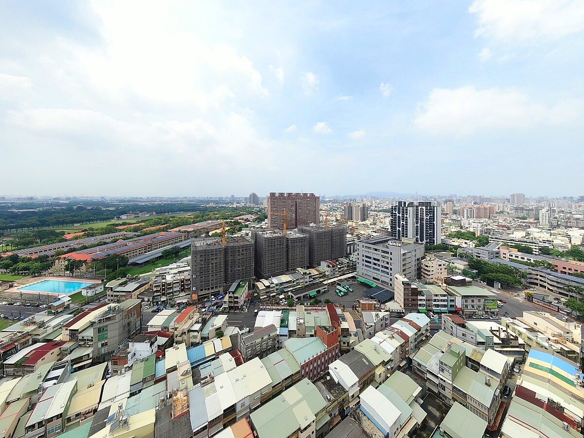 都更爆發!高雄市已完成簽約並完工的公辦都更案達7件,另有3件正在招商中,若順利招標,總投資金額將超過1,800億元。圖/好房網News記者林和謙/攝
