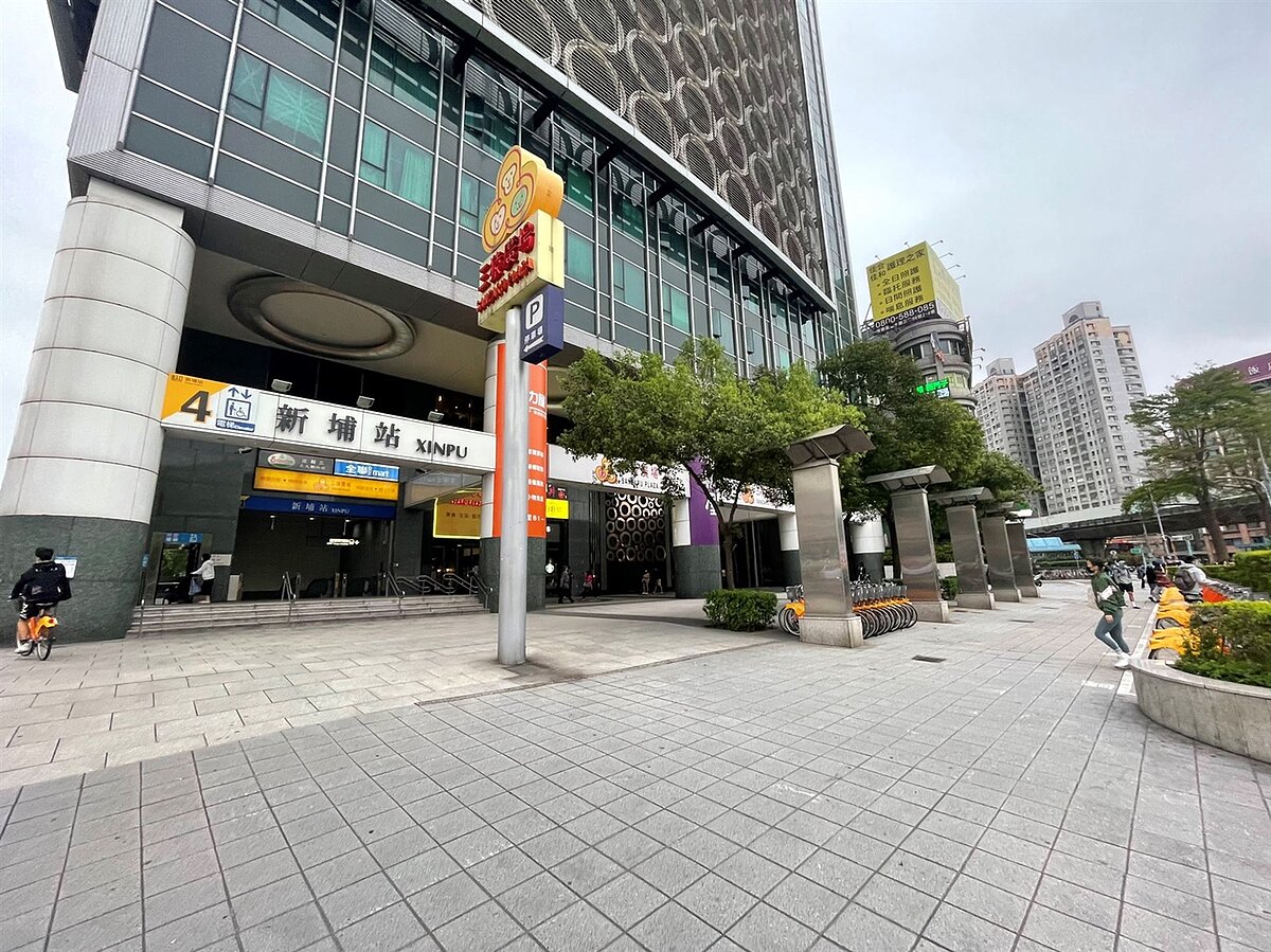 新北市板橋區民生路由於區域機能良好,又經過新埔站和新埔民生站,具通勤優勢,帶動交易量熱絡。圖/永慶房產集團提供