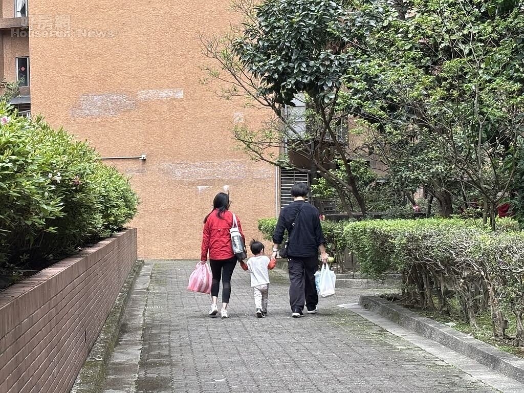 小家庭、夫妻、居家。圖/好房網News記者黃芸涵攝影