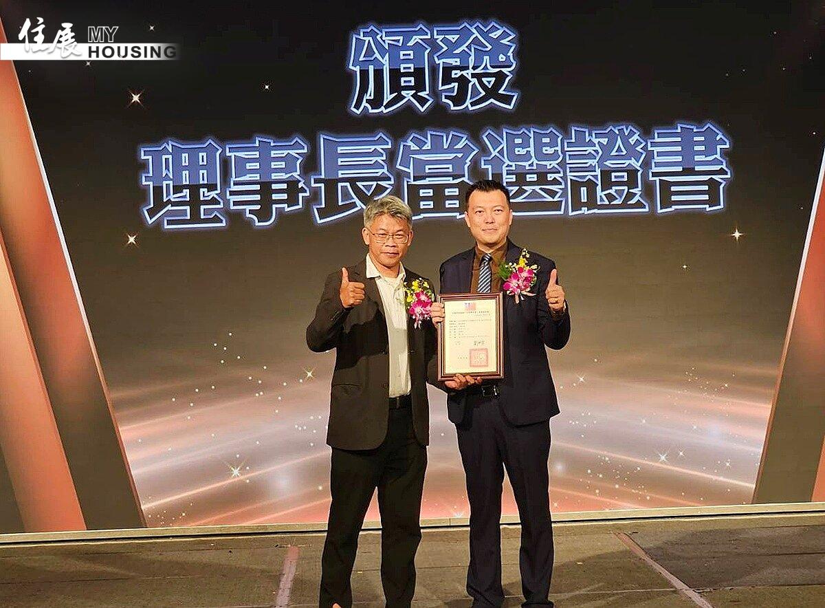 租服全聯會理事長劉貞君（右）表示，全國租屋戶數超過110萬戶，租屋人口達到300多萬人，要讓租屋是一種穩定、安心且有尊嚴的生活方式，為租屋民眾打造溫暖的家。好房網News記者林和謙／攝