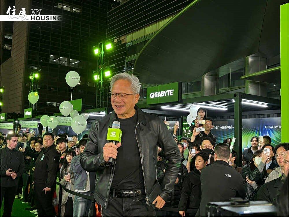 NVIDIA創辦人暨執行長黃仁勳現身「GeForce Gamer Festival – Seoul 2025」，展現對玩家及電競愛好者的重視。