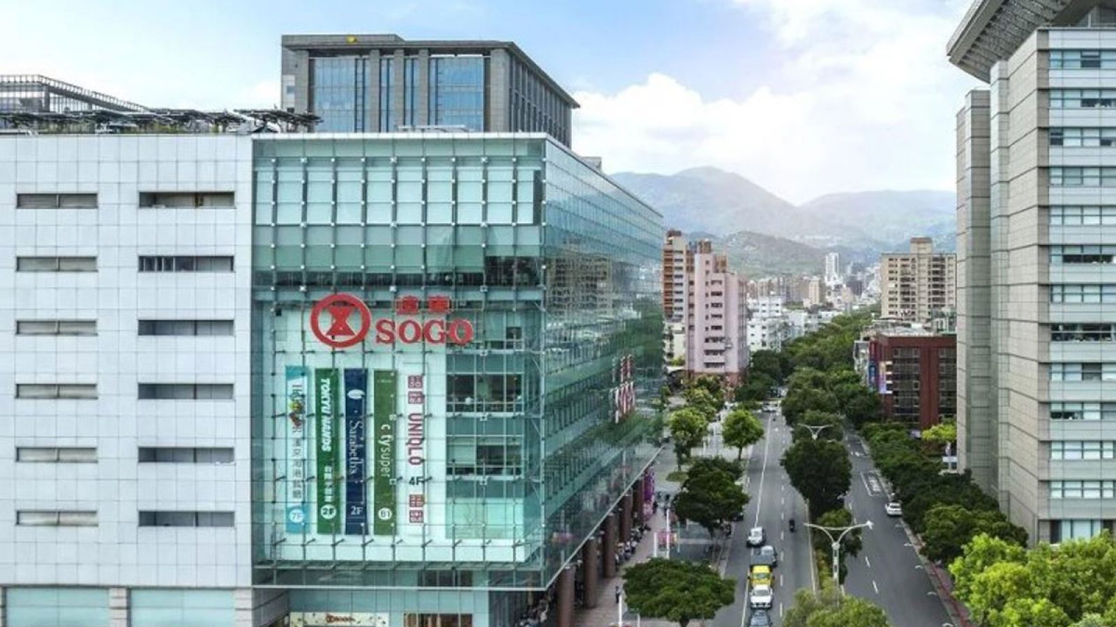 『久年松芮』位處天母SOGO商圈，步行即可到捷運站與天母SOGO，優異的生活機能，能全方位滿足居住者的需求。圖/久年松芮官網