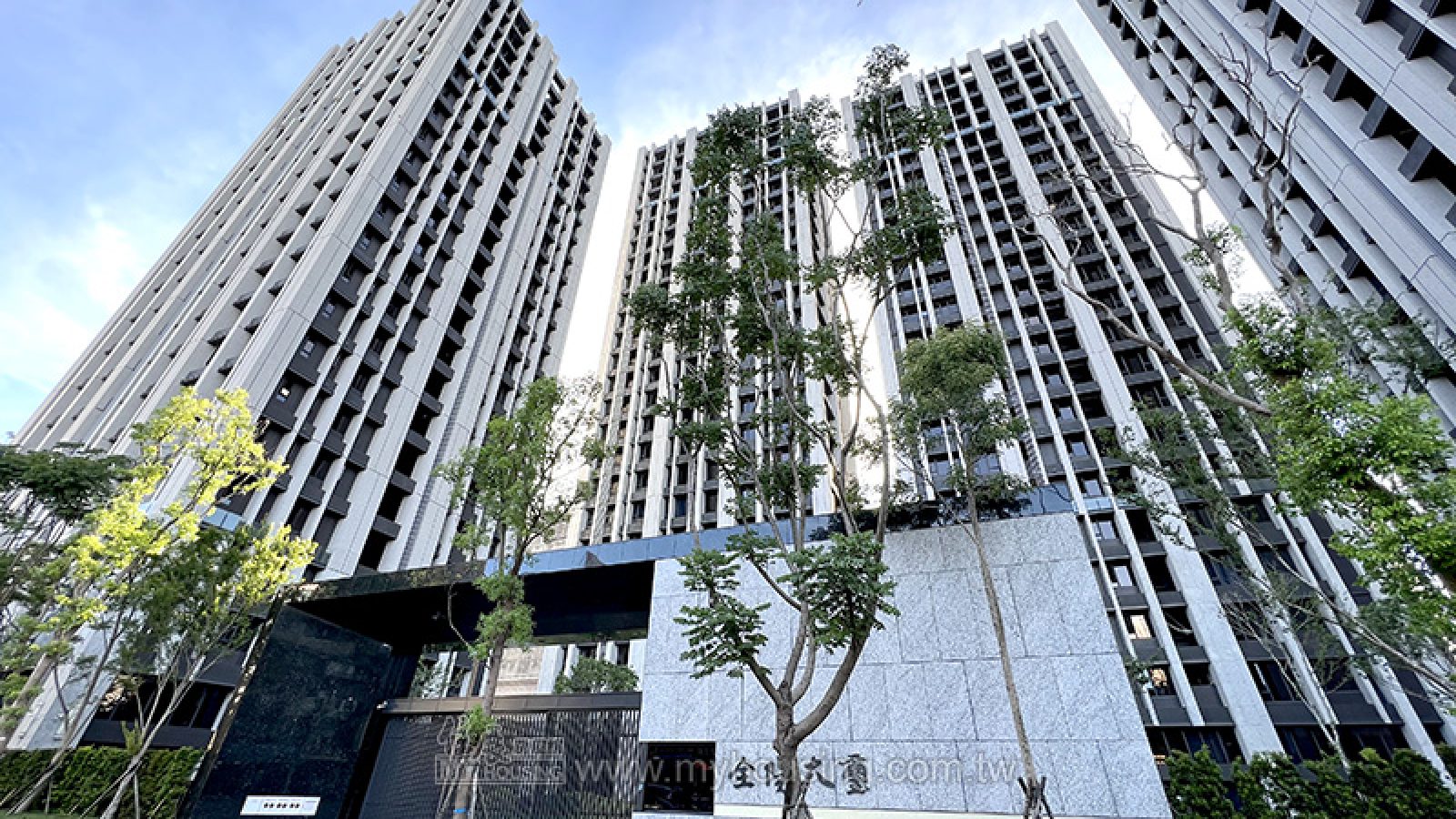 賣不完加價賣 央北建案大漲近三成