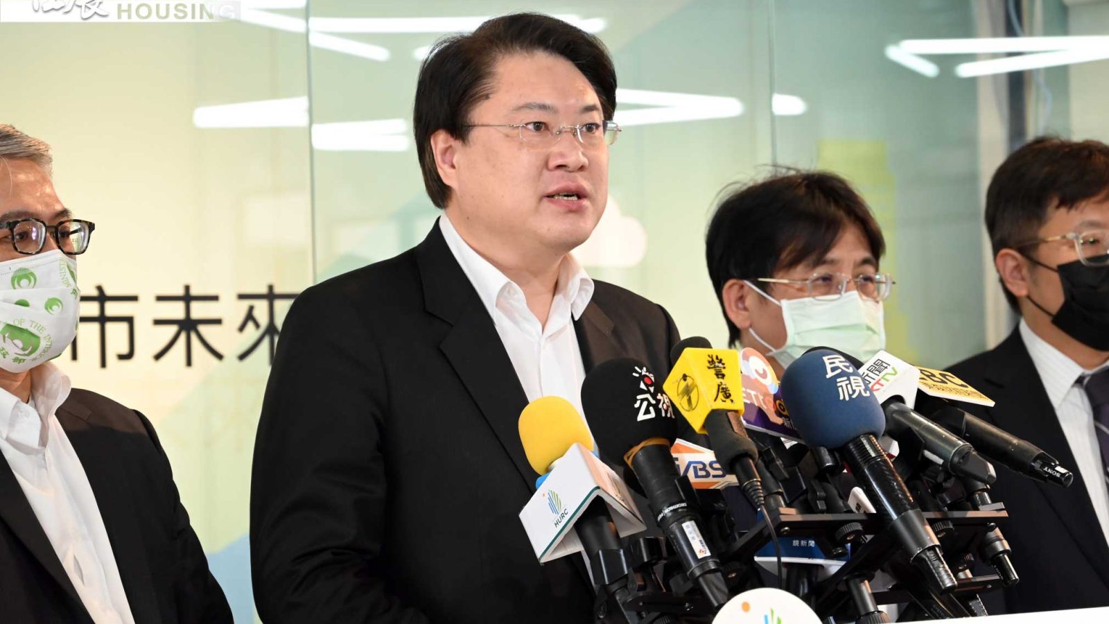 前內政部長林右昌