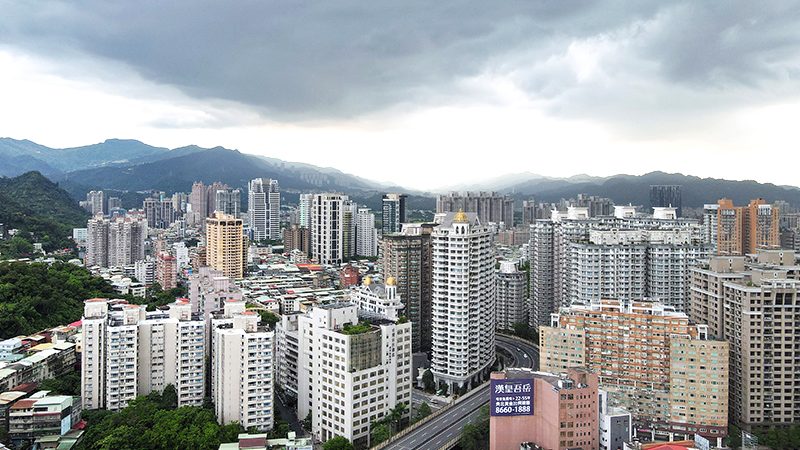 市況微回溫 廣告仍低迷－名人代言加持有效嗎？