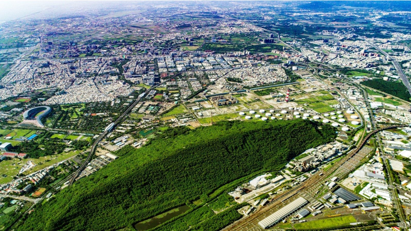 台積電將P3廠東側土地擴建先進製程晶圓廠。圖片高雄市政府都發局提供