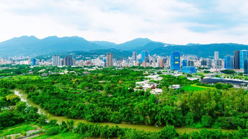 遠雄集團齊興建設北士科新案，擁覽洲美平原無限棟距的綠海視野，景觀價值魅力吸引市場引頸企盼。圖/業者提供