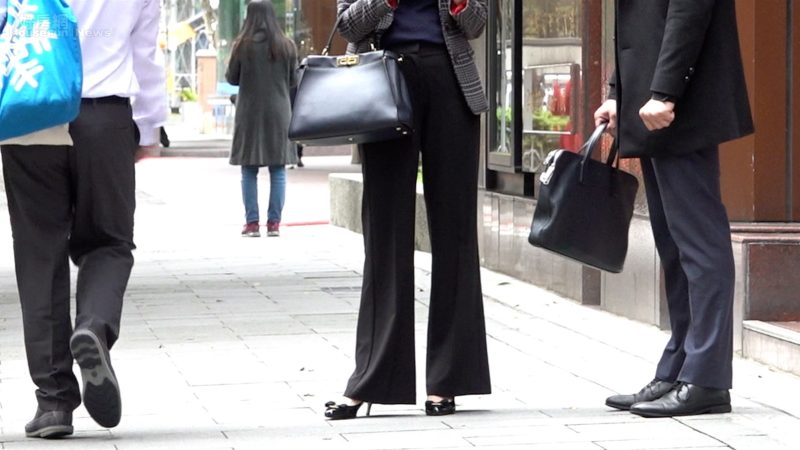 2a5656401123cfe7_1600x898