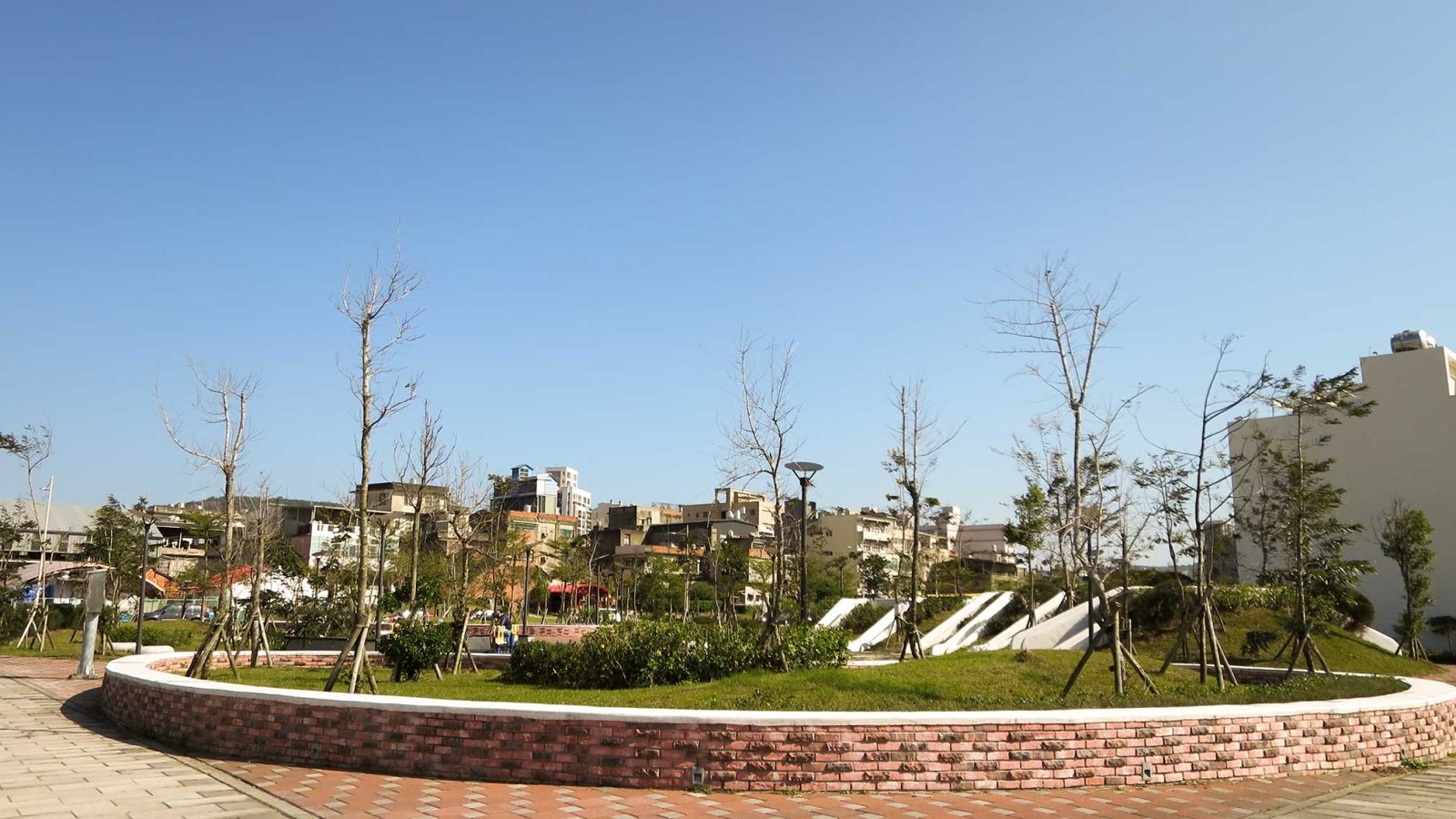 圖為田新重劃區公園
