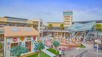 高鐵桃園站附近的購物中心華泰名品城。（圖：華泰名品城臉書）