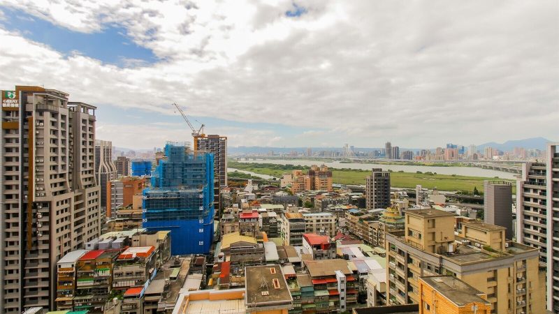 5bb5bc34398642e7_1600x1067