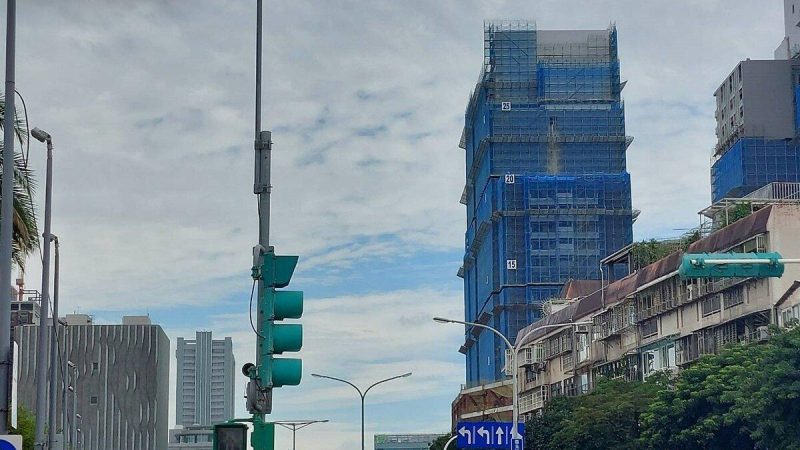 91b77ce5ee5341f8_1200x900