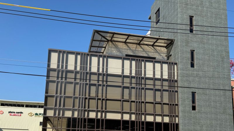 CBBE51EC-51B3-403C-A863-6F61B9D2DAFB