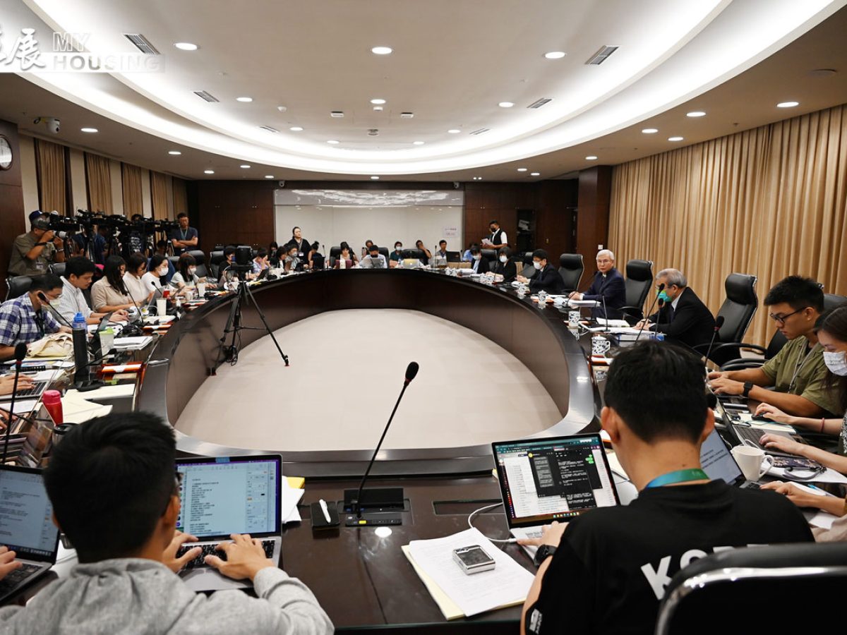 2024年央行祭出第七波房市管制，至今餘波盪漾，圖為去年第三季理監事會後記者會現場。
