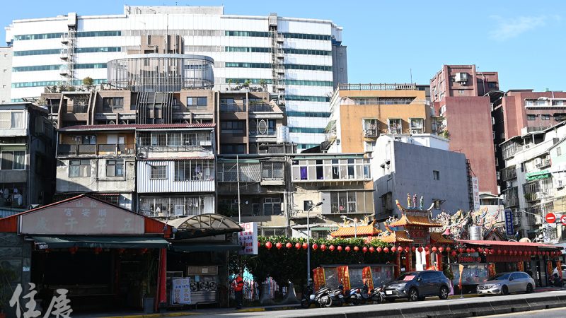 DSC_8509松隆路街景大樓公寓廟宇