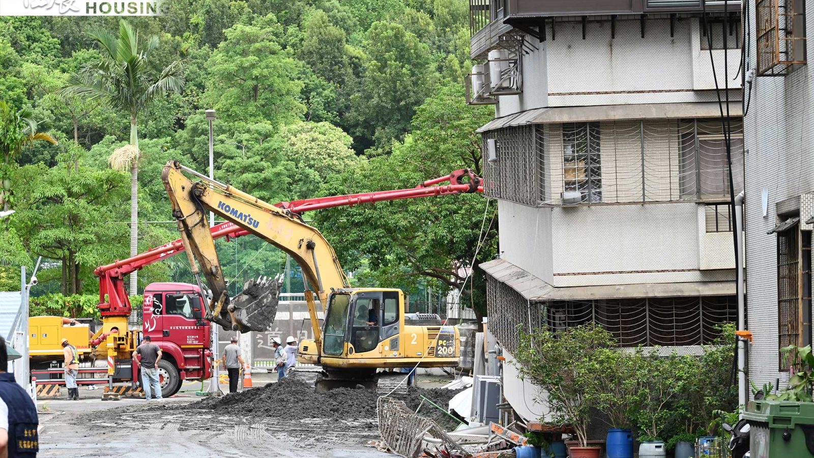 大直 基泰