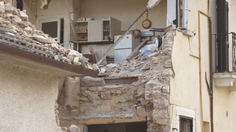 earthquake-1665896