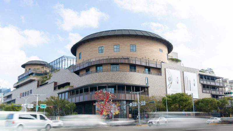 ▲ 竹北，已成為菁英人士夢寐以求的理想居住地。竹北大遠百實景拍攝。