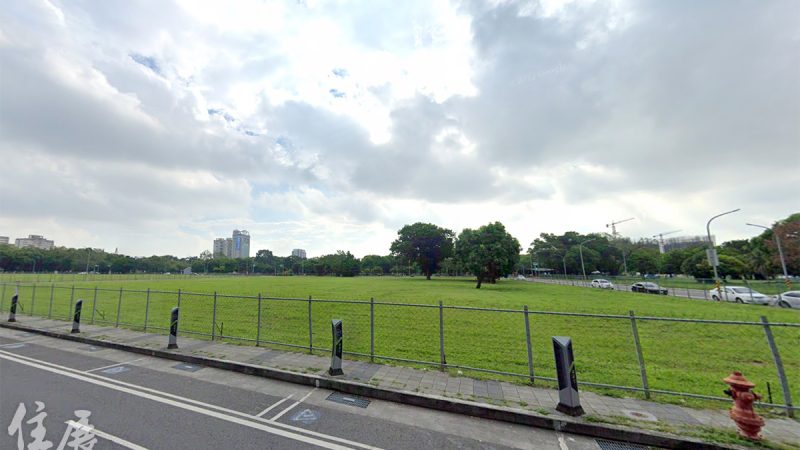 台南市東區平實營區